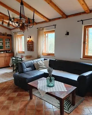 House In Istria In Pristine Nature 別荘 Šmarje