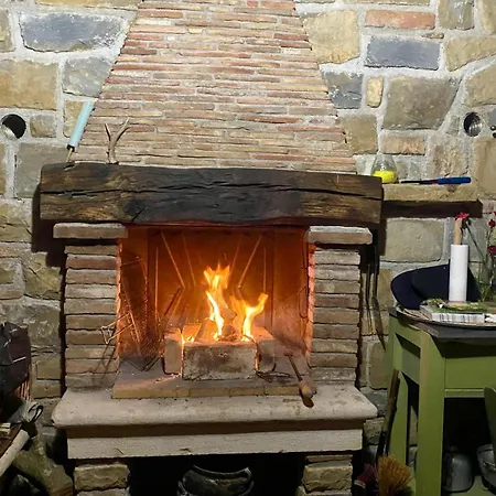 Nyaraló House In Istria In Pristine Nature Šmarje