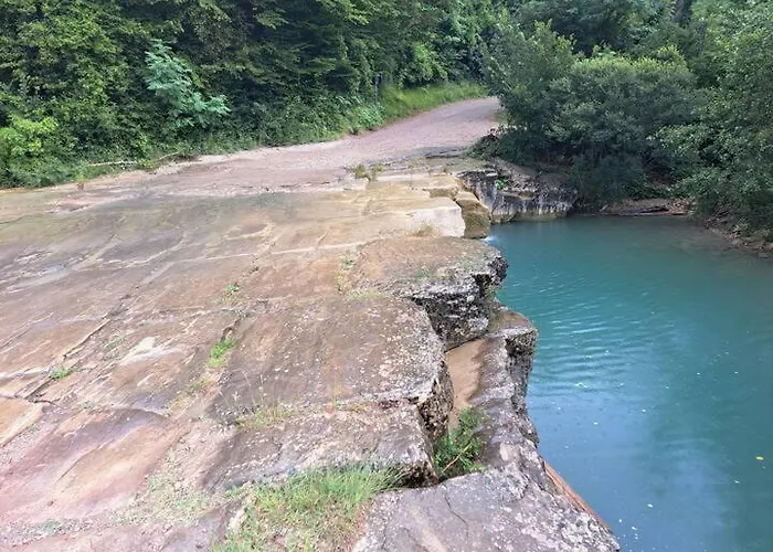 House In Istria In Pristine Nature 度假居